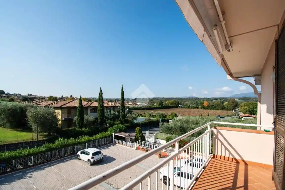 Bilocale via Repubblica 1, Pieve Vecchia, Villaggio Sanghen, Manerba del Garda - foto 2