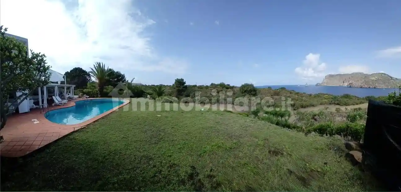 Villa in vendita a Lipari