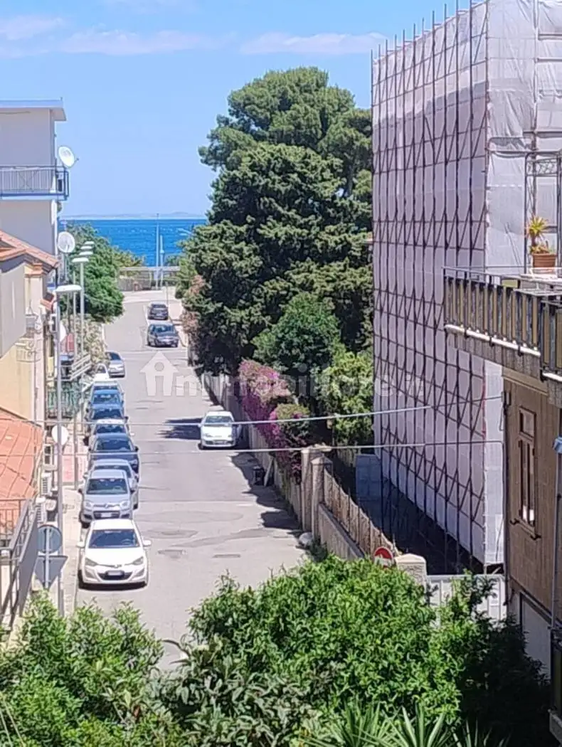 Appartamento in affitto a Soverato