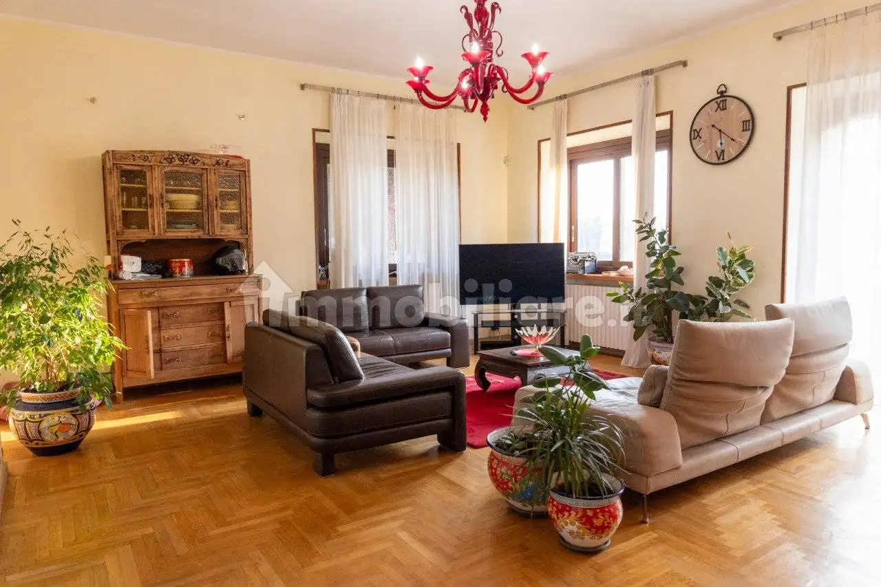 Villa in vendita a Cossombrato