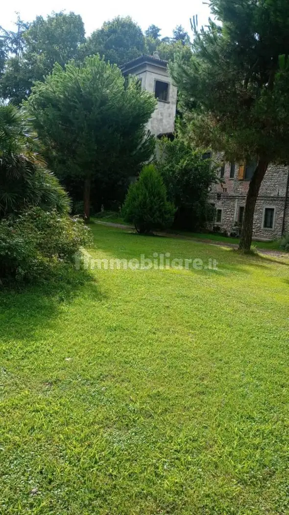 Appartamento in affitto a Valbrembo