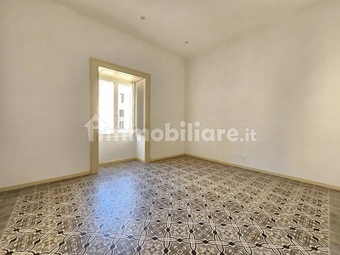 Appartamento in affitto a Taranto