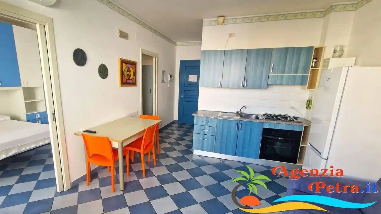 Trilocale via Pompeo 5, Lungomare Marconi, Alba Adriatica - foto 2