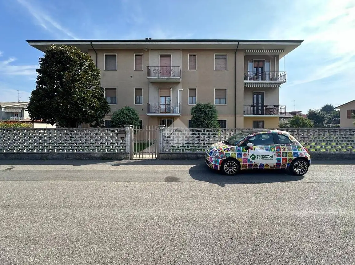 Appartamento in vendita a Casei Gerola