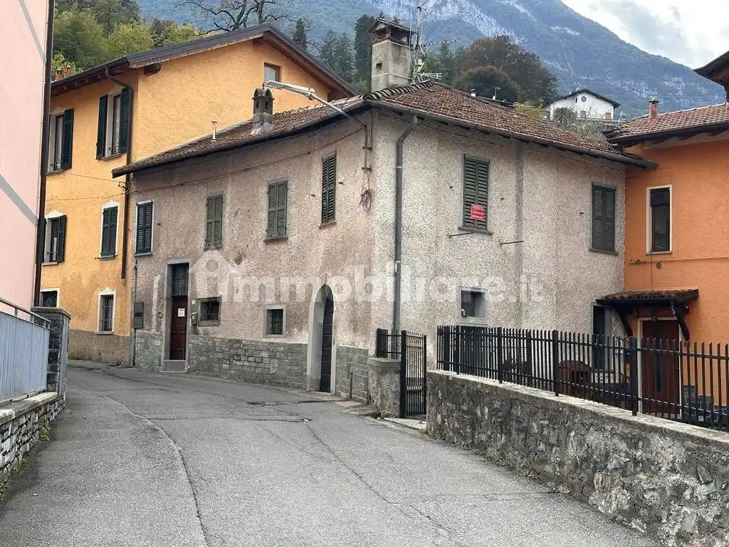 Villa in vendita a Menaggio