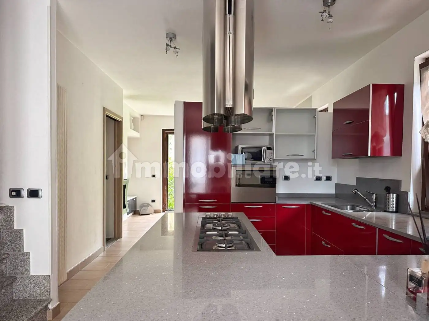 Villa in vendita a Cambiasca