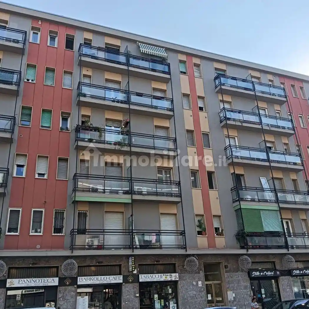 Trilocale via Marco d'Agrate 15, Corvetto, Milano - foto 2