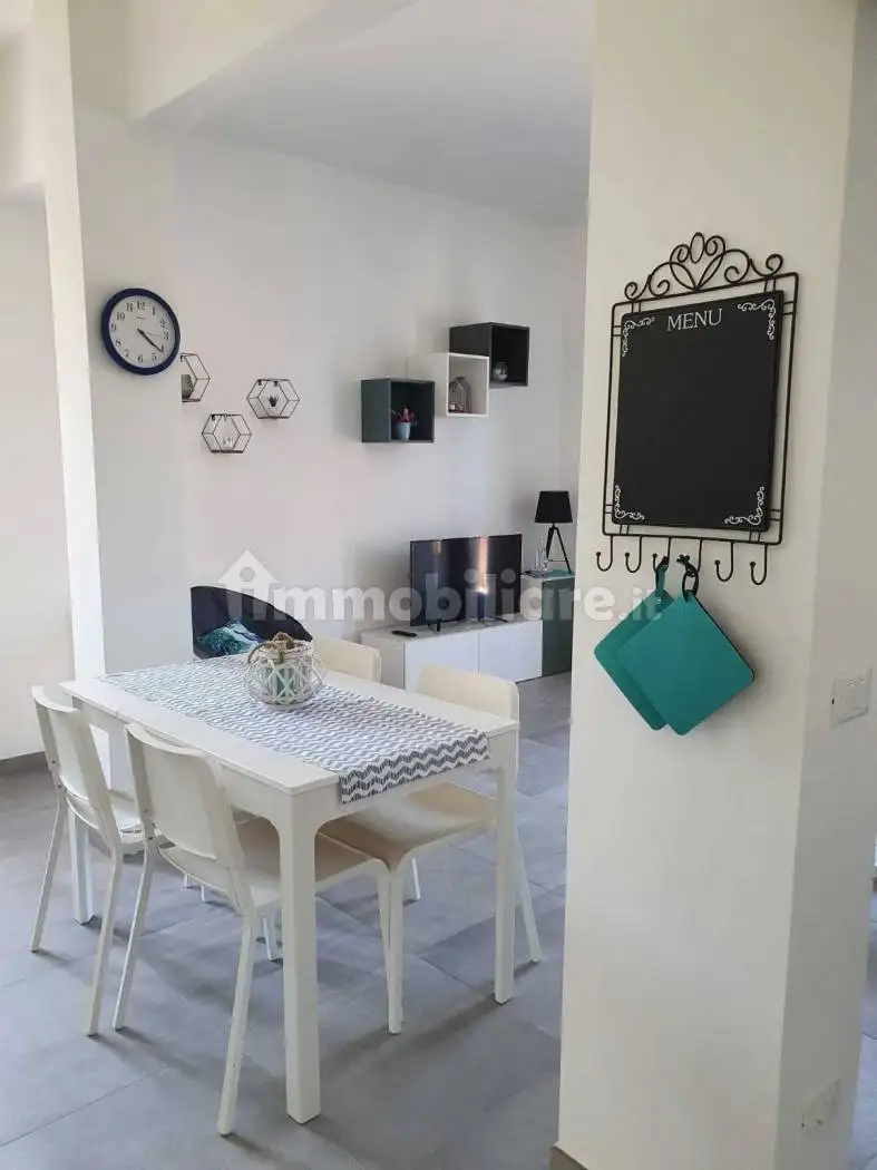 Trilocale piazza Gian Lorenzo Bernini 3, Legino, Zinola, Fornaci, Savona - foto 4