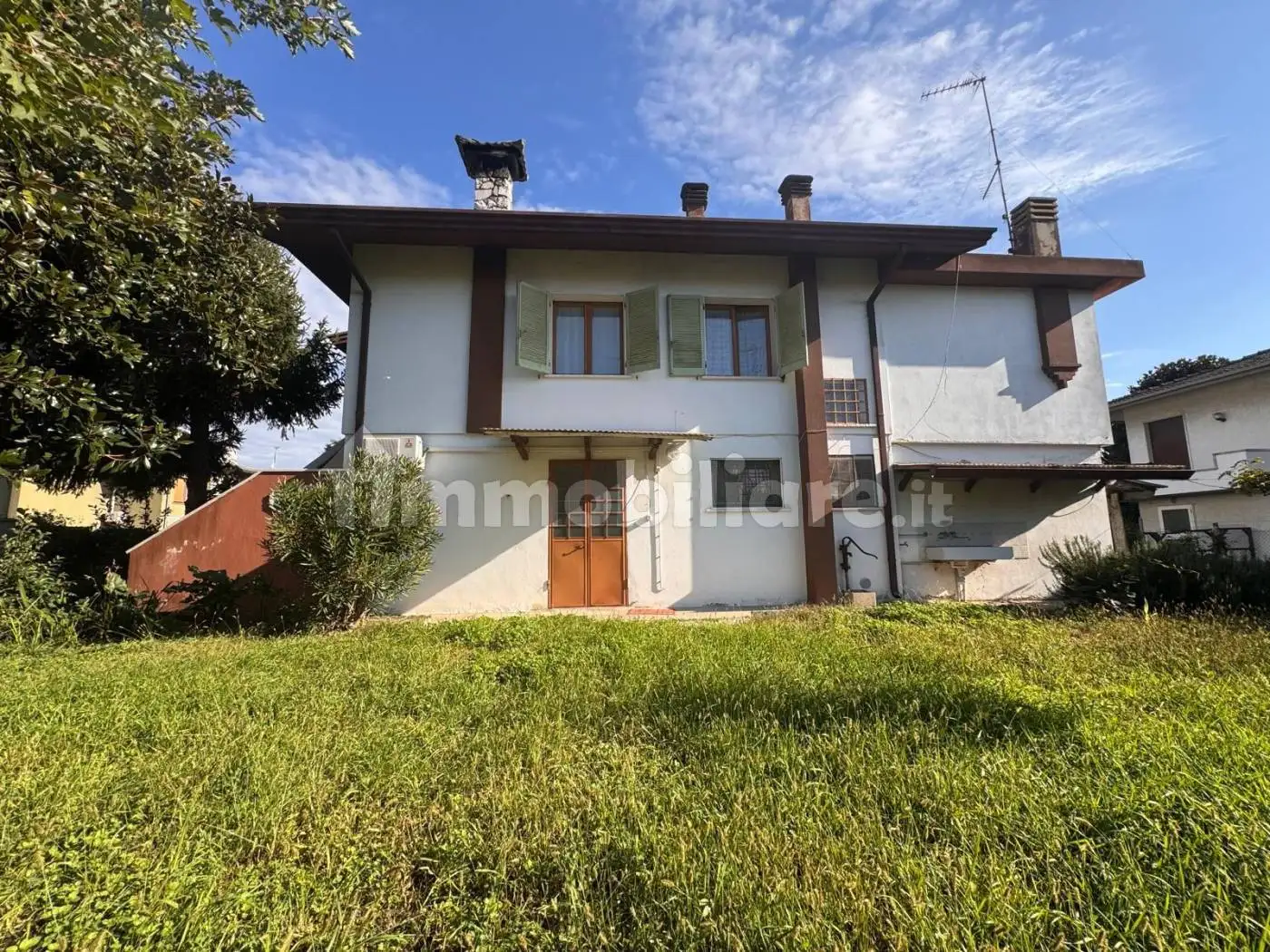 Casa indipendente in vendita a Terrazzo