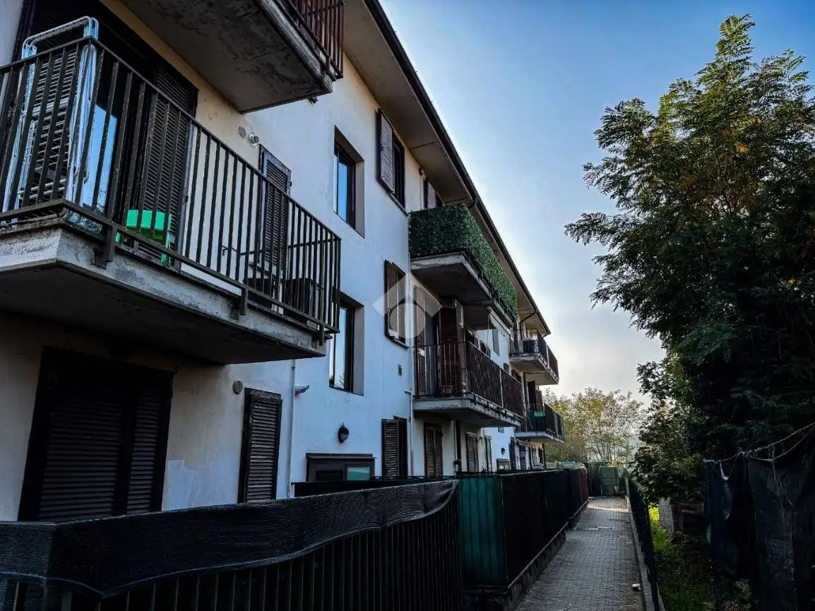 Appartamento in vendita a Lardirago