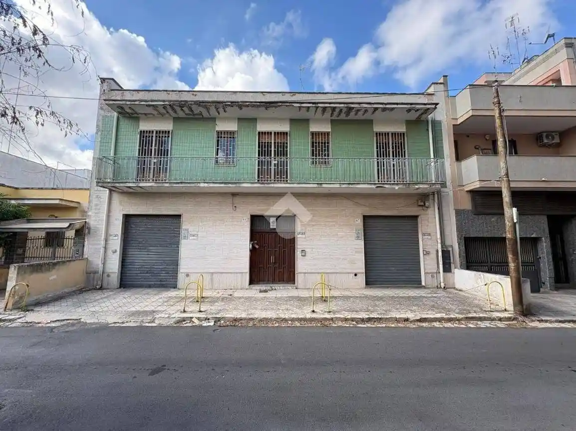 Casa indipendente in vendita a Brindisi