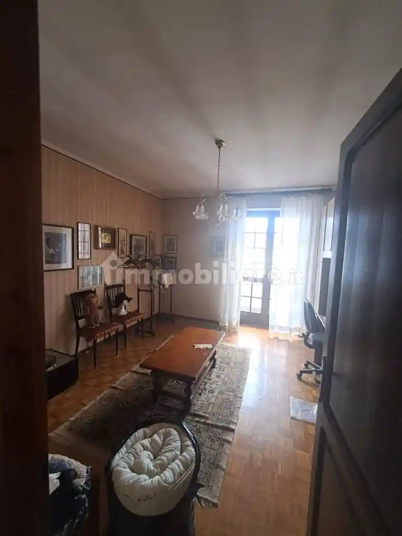 Villa unifamiliare, buono stato, 260 m², Confienza - foto 5