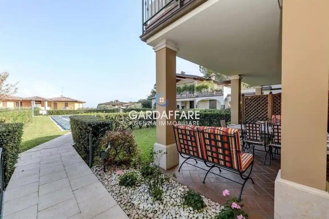 Trilocale buono stato, piano terra, Solarolo, Manerba del Garda - foto 3