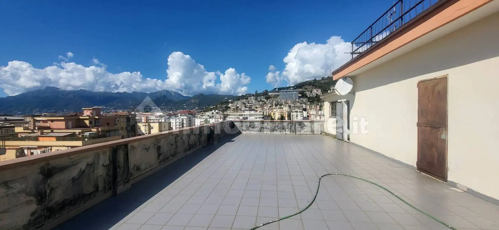 Appartamento in vendita a Salerno