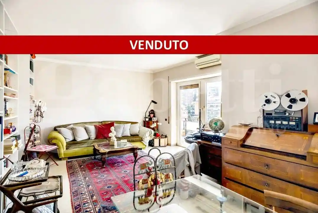 Appartamento in vendita a Roma