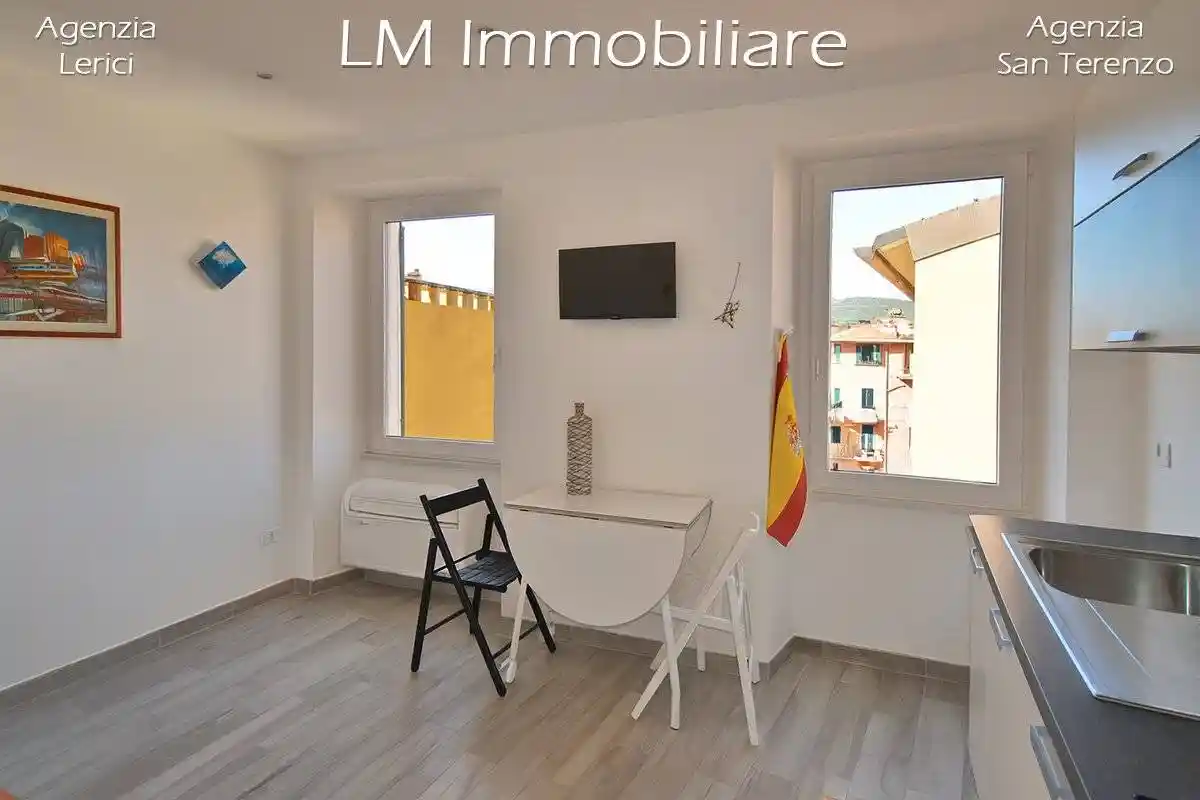 Appartamento in vendita a Lerici