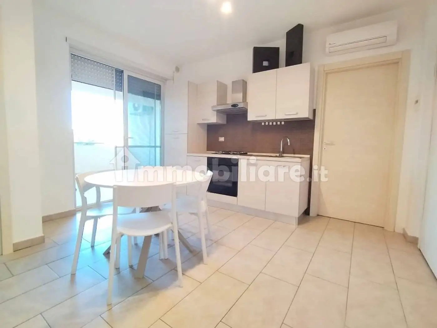 Bilocale via Arno 37, Guardapasso, Aprilia - foto 2