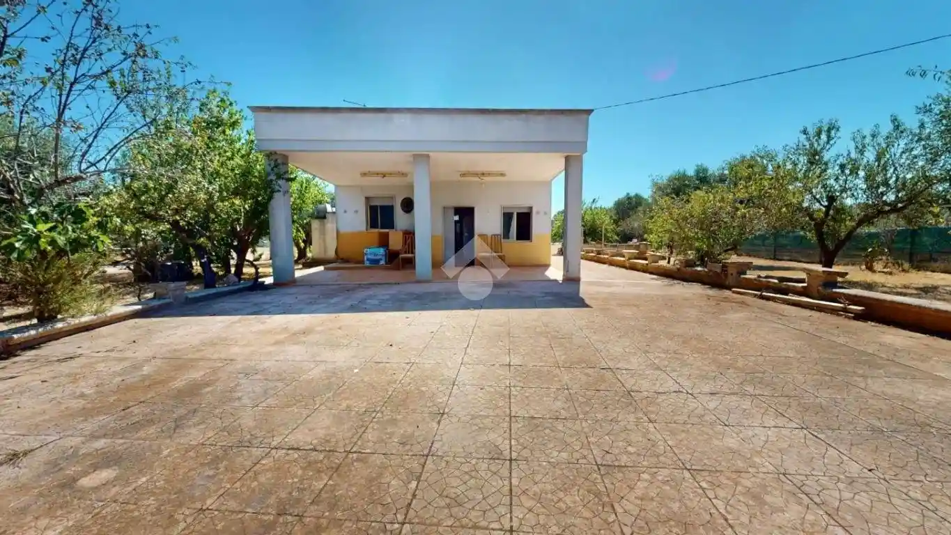 Villa in vendita a Oria