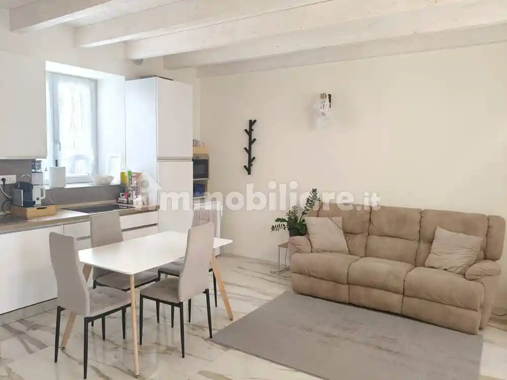 Appartamento in vendita a Beregazzo con Figliaro