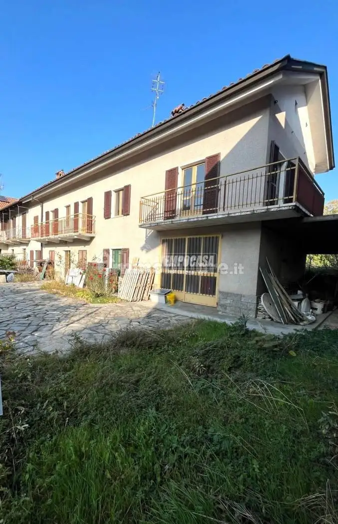 Casa indipendente in vendita a Alba