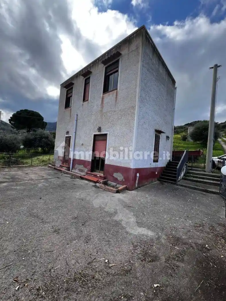 Casa indipendente in vendita a Trabia