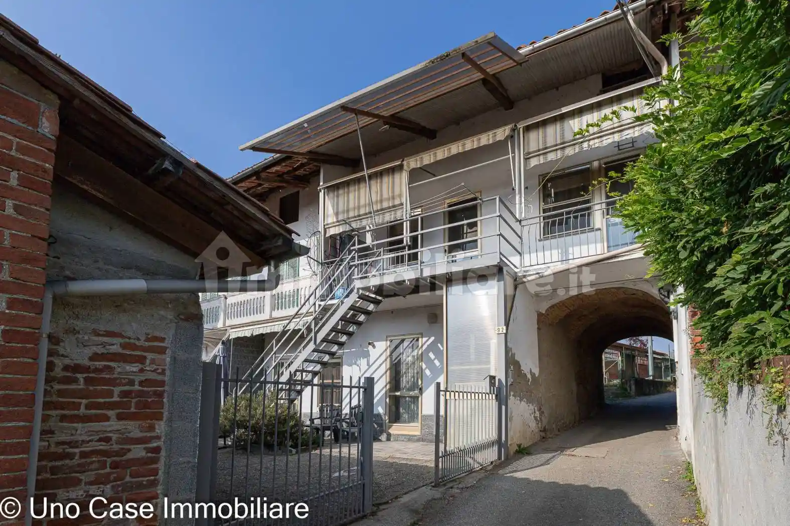 Casa indipendente in vendita a Azeglio