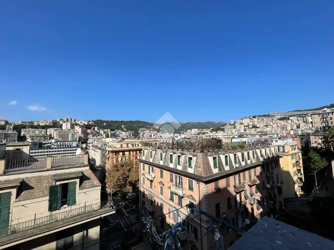 Appartamento in vendita a Genova