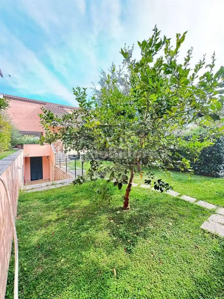 Villa in vendita a Fondi