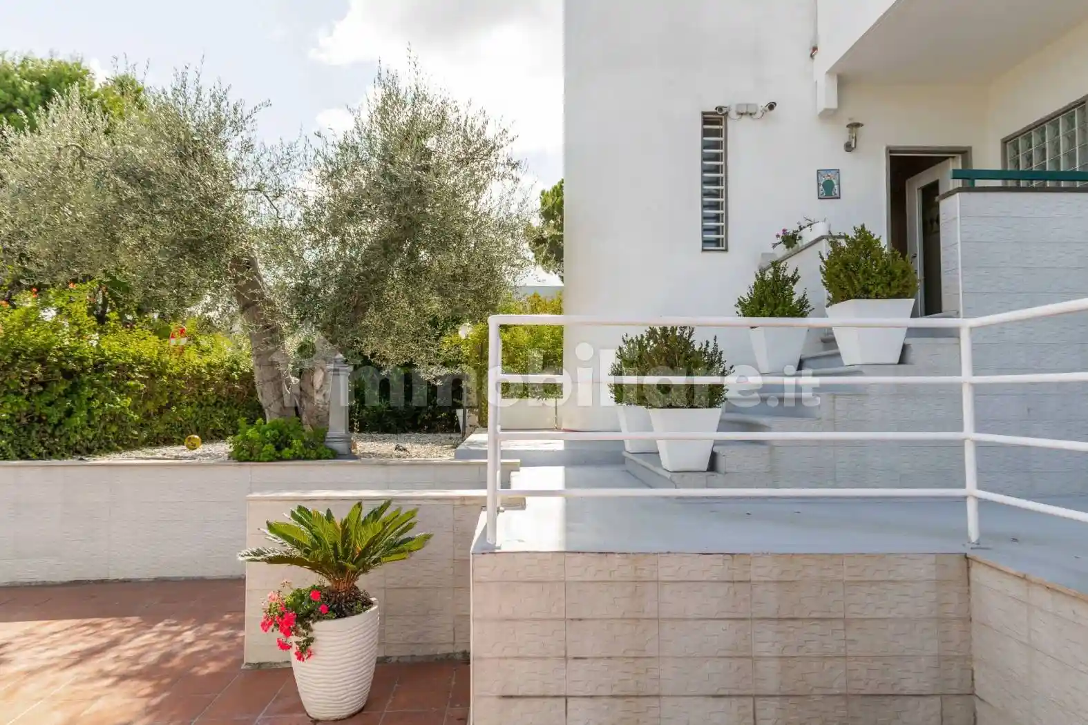 Villa unifamiliare, ottimo stato, 418 m², Mungivacca, Bari - foto 2