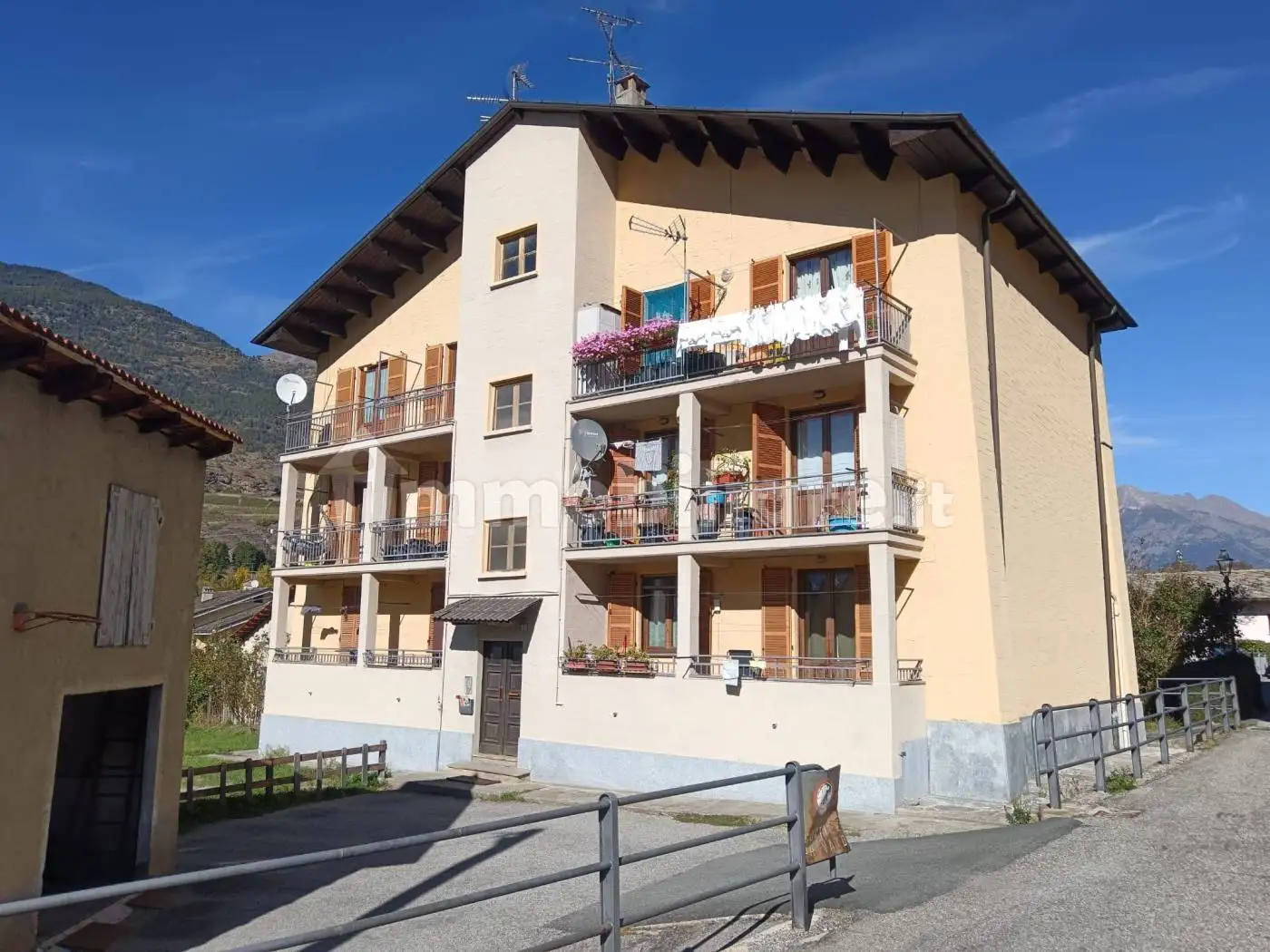 Trilocale frazione Ferriere 17, Centro, Aymavilles - foto 2