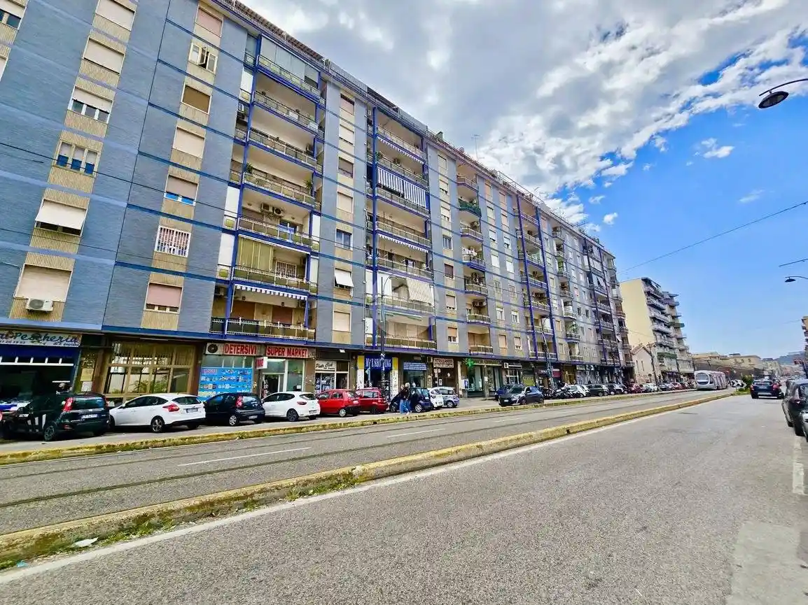 Appartamento via Nuova Poggioreale, Centro Direzionale, Napoli - foto 2