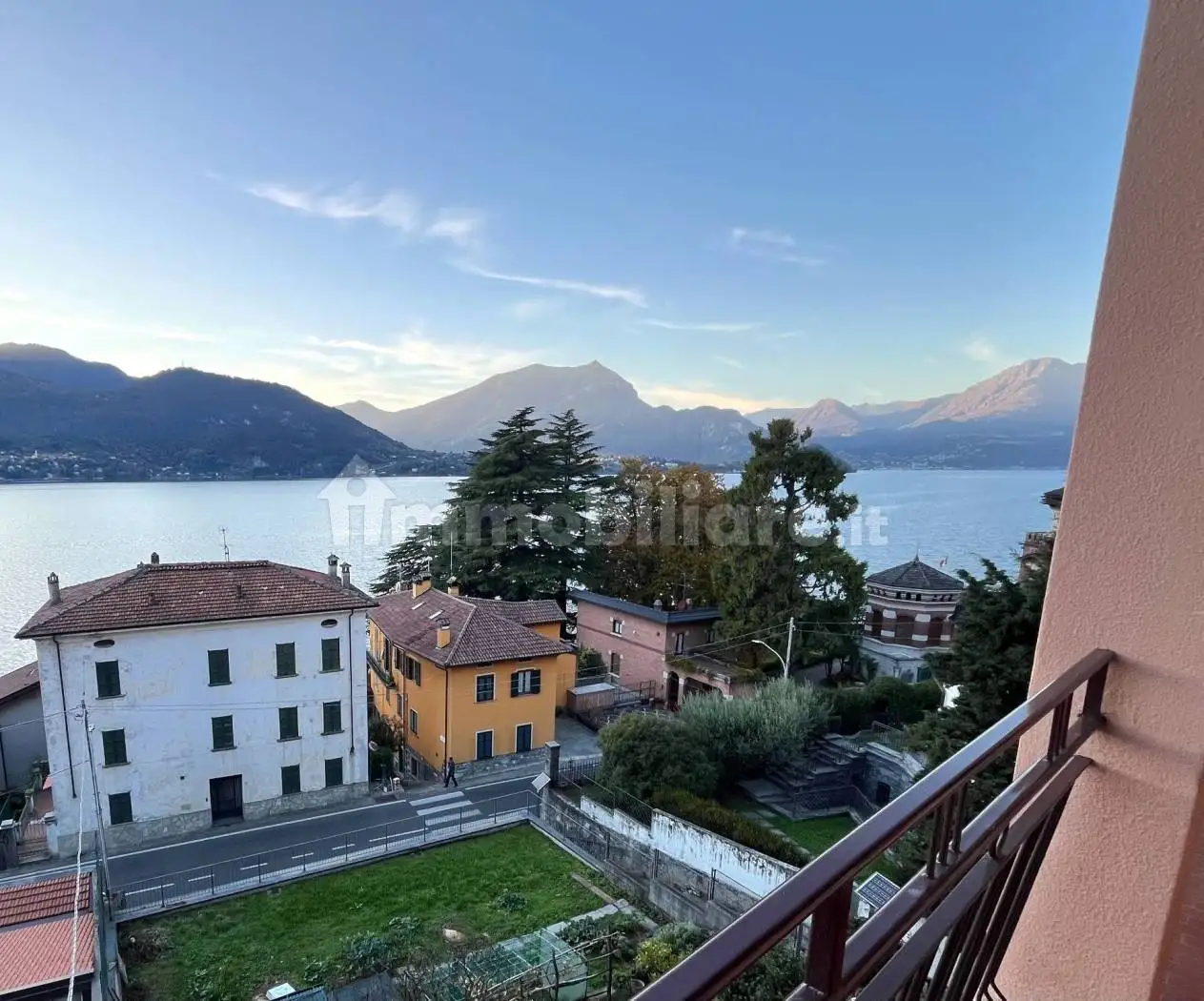 Appartamento in affitto a Lierna