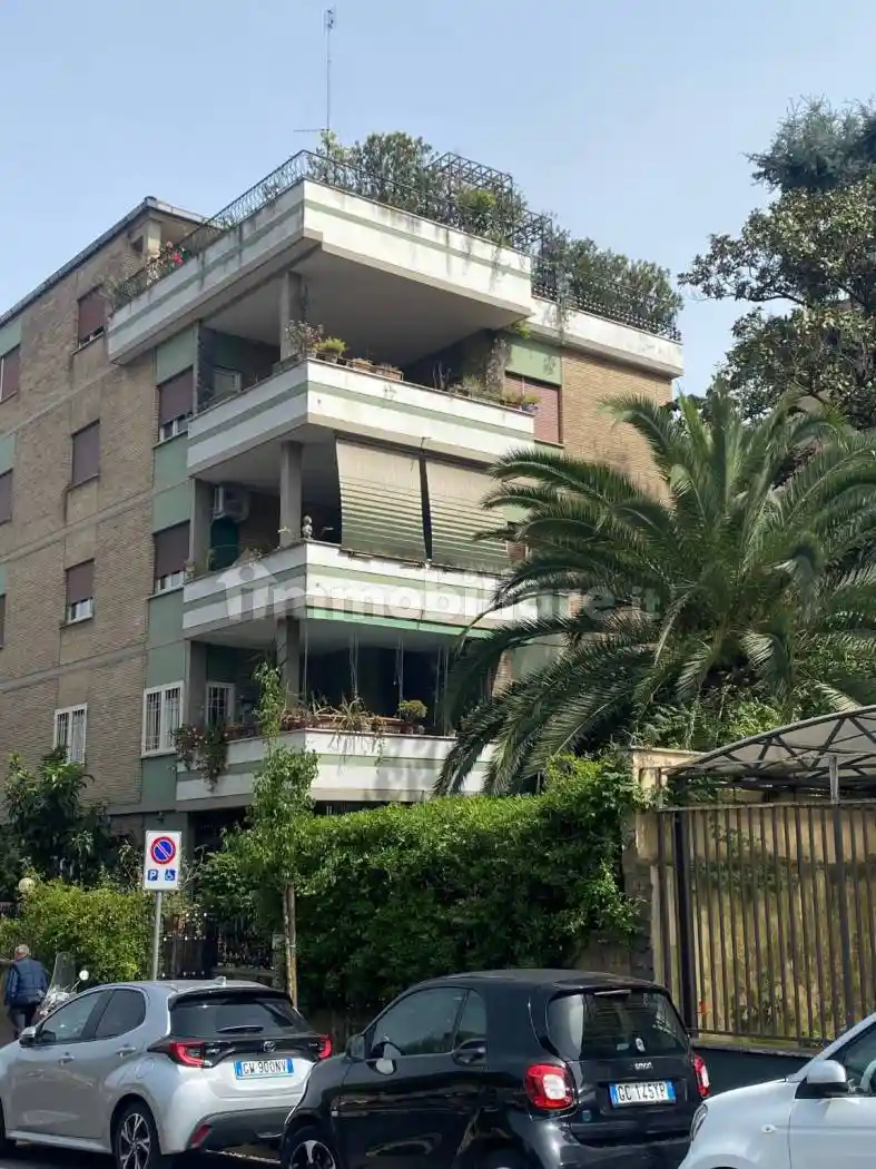 Appartamento in vendita a Roma