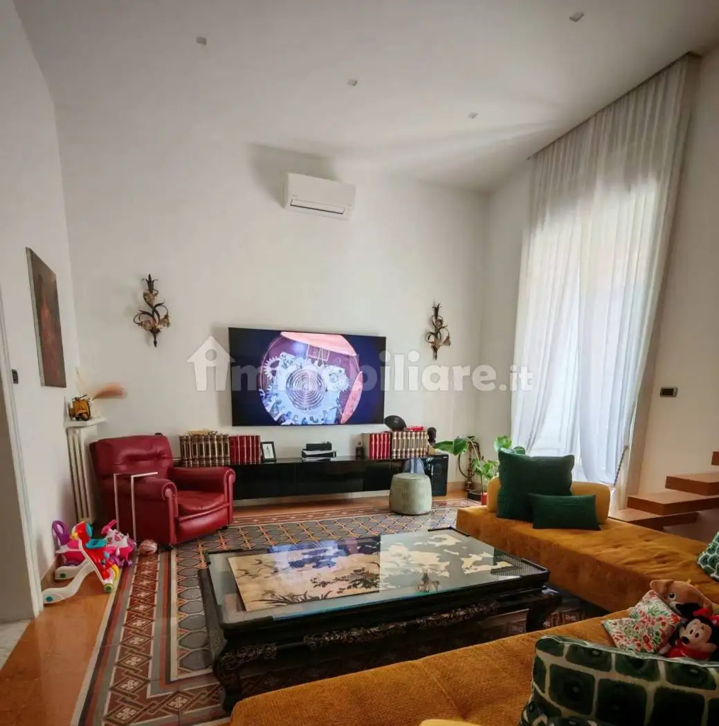 Appartamento in affitto a Napoli