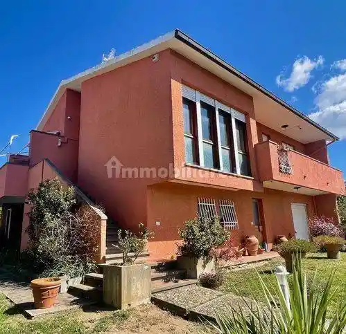 Villetta a schiera in vendita a Campiglia Marittima