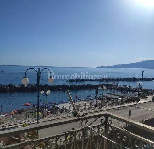 Quadrilocale corso Valparaiso, Centro, Chiavari - foto 2