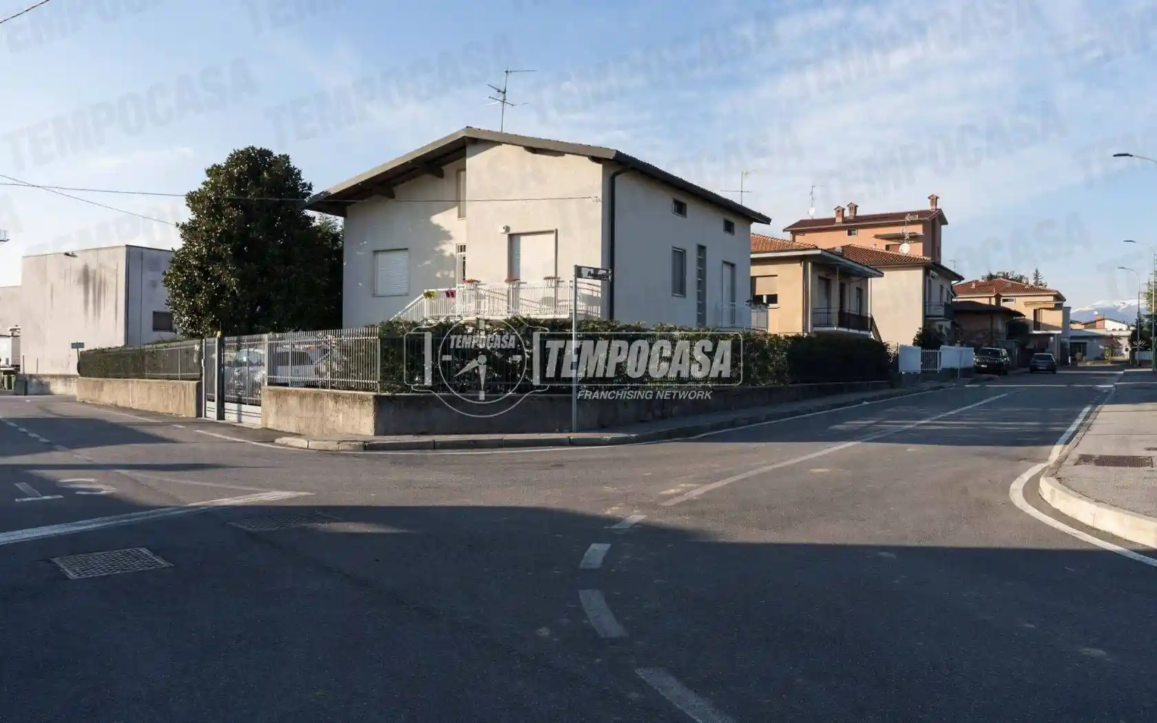 Villa in vendita a Arosio