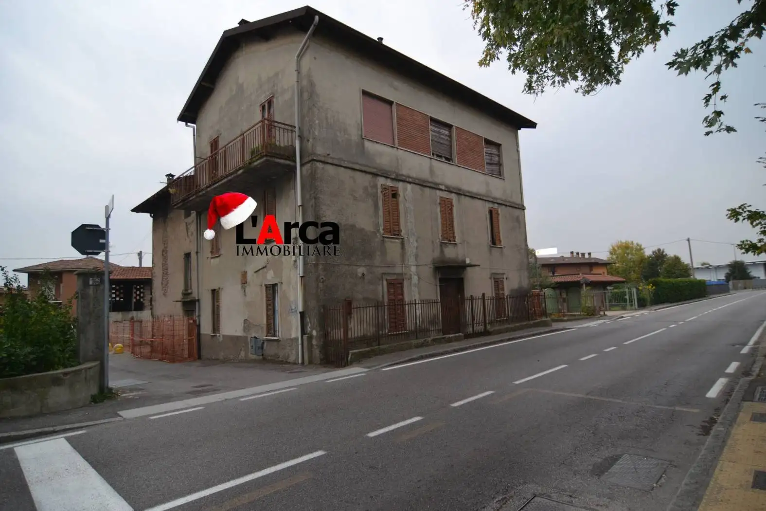 Palazzo - Edificio in vendita a Gorle