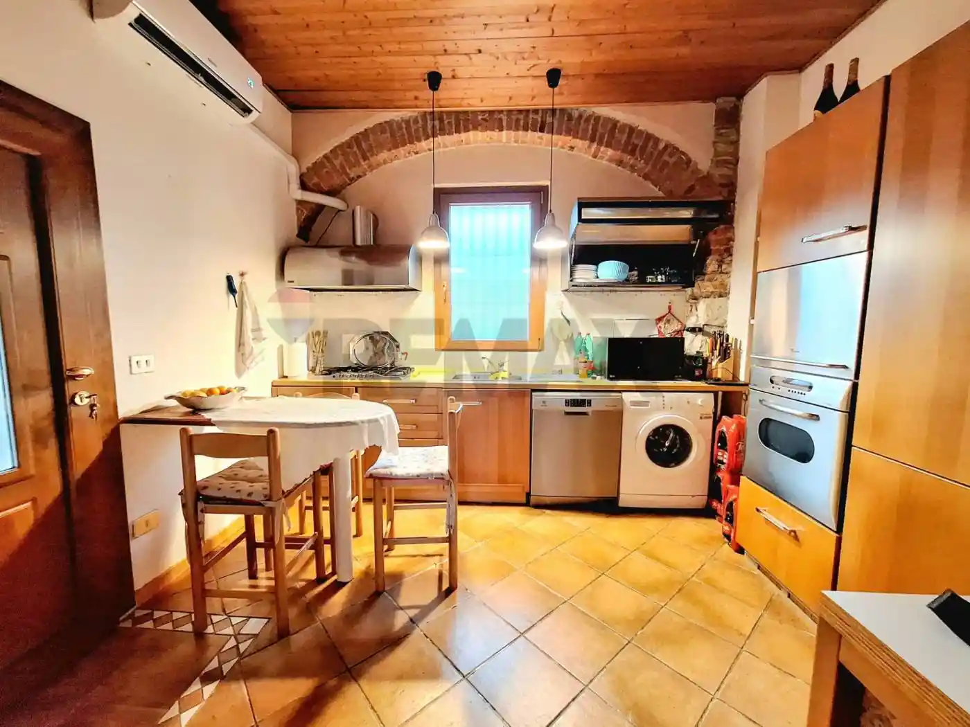 Appartamento in vendita a Gavirate