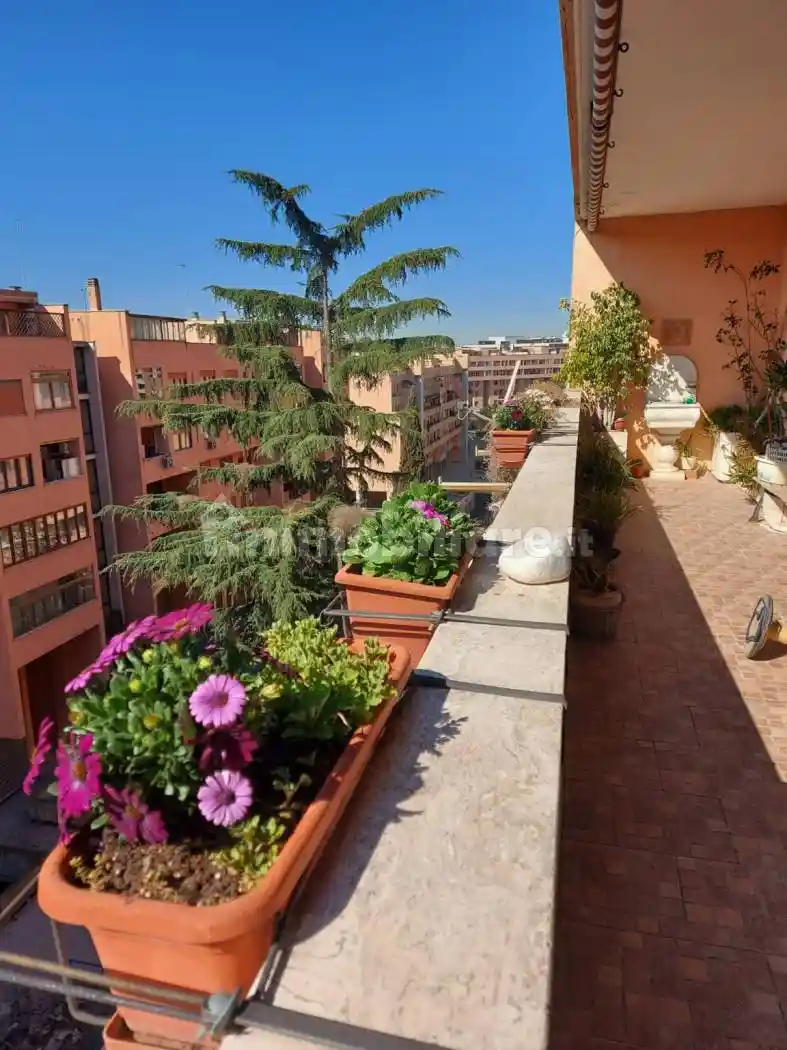 Appartamento via Tazio Nuvolari, Roma 70, Roma - foto 5