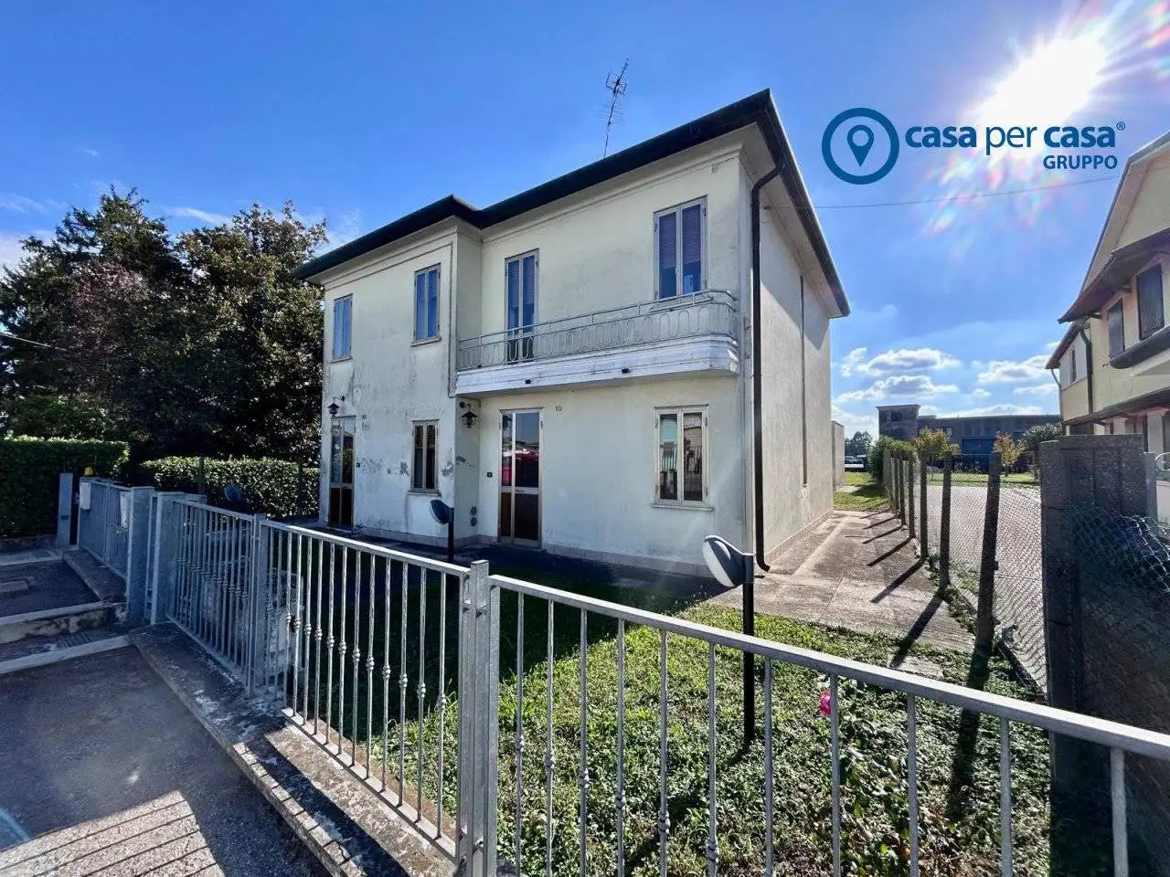 Casa indipendente in vendita a Rovigo
