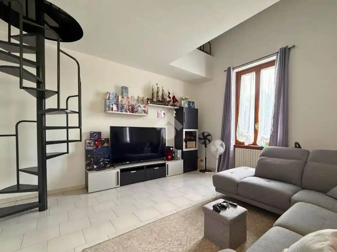 Villa bifamiliare via Monte Grappa 10, Sabbio, Guzzanica, Dalmine - foto 5