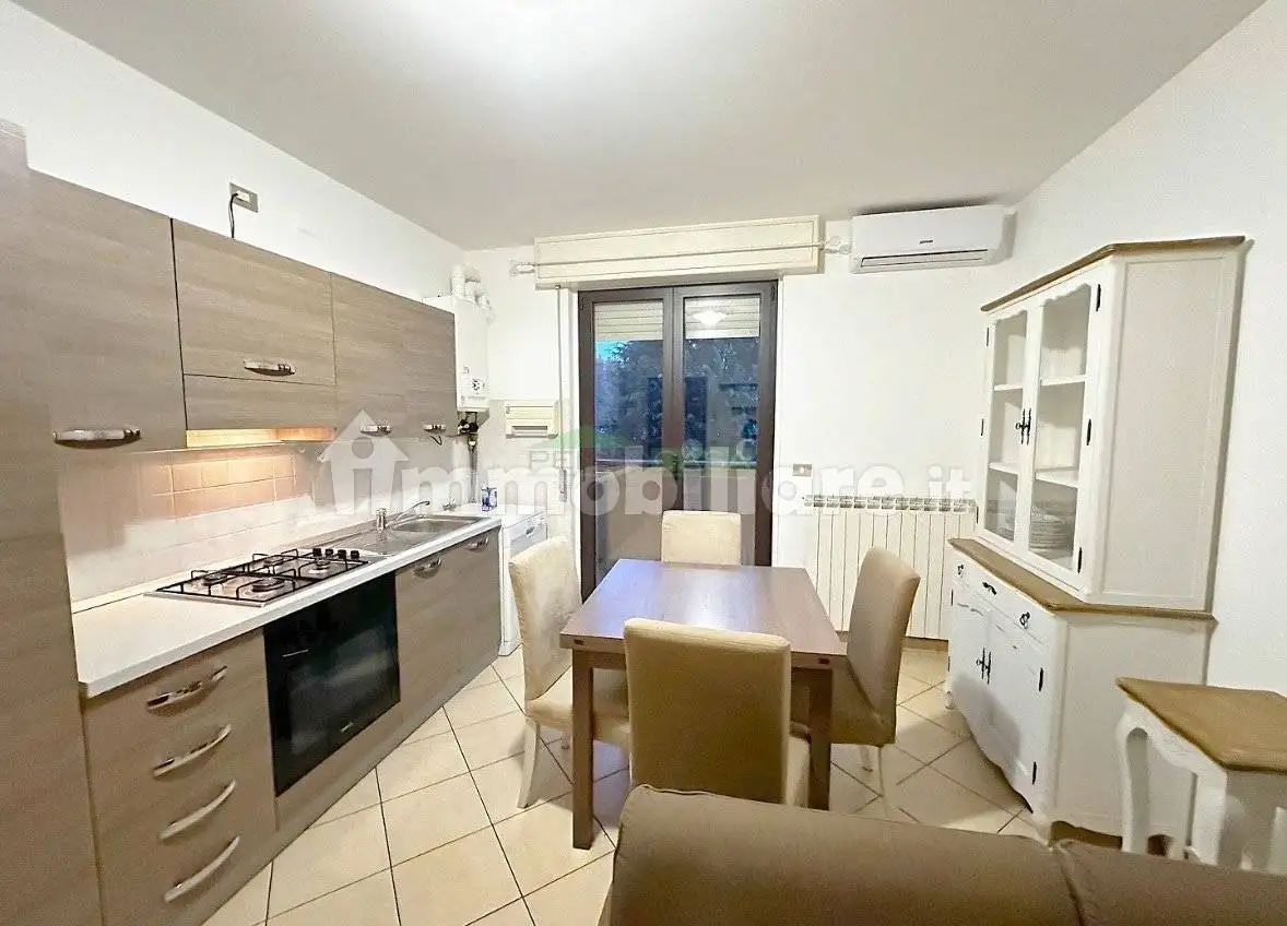 Appartamento in affitto a Rho