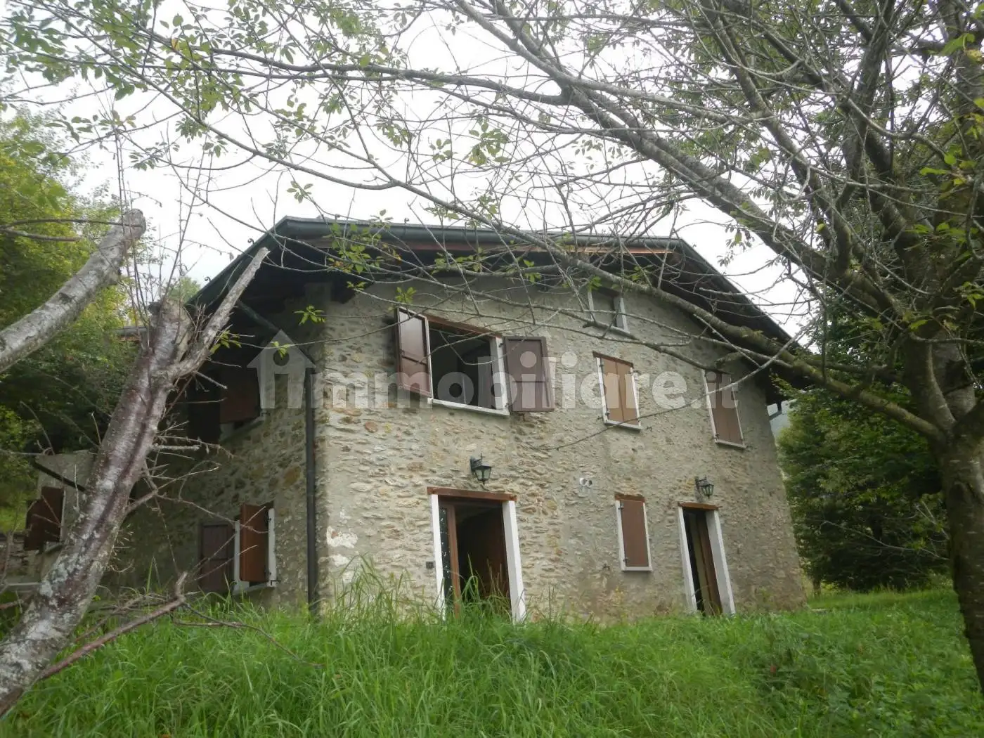 Villa in vendita a Pezzaze