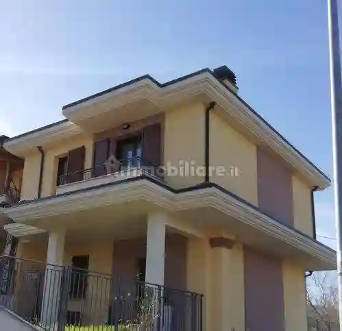 Villetta a schiera - foto 2