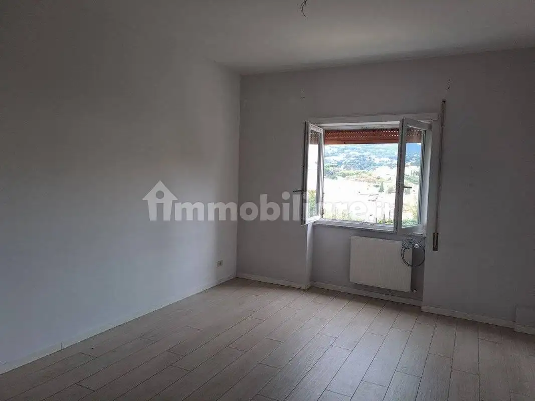 Trilocale piazza Dionisio Pagnoncelli, Centro Storico, Velletri - foto 4