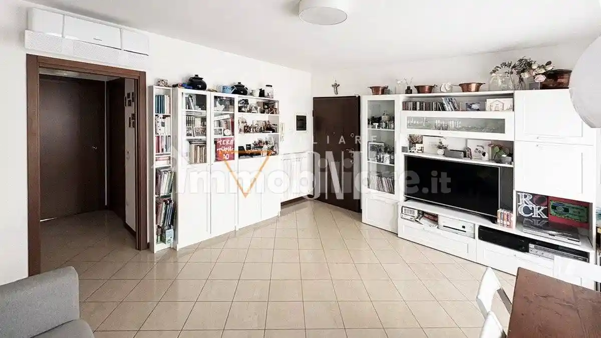 Trilocale viale Certosa 262, Musocco, Milano - foto 2