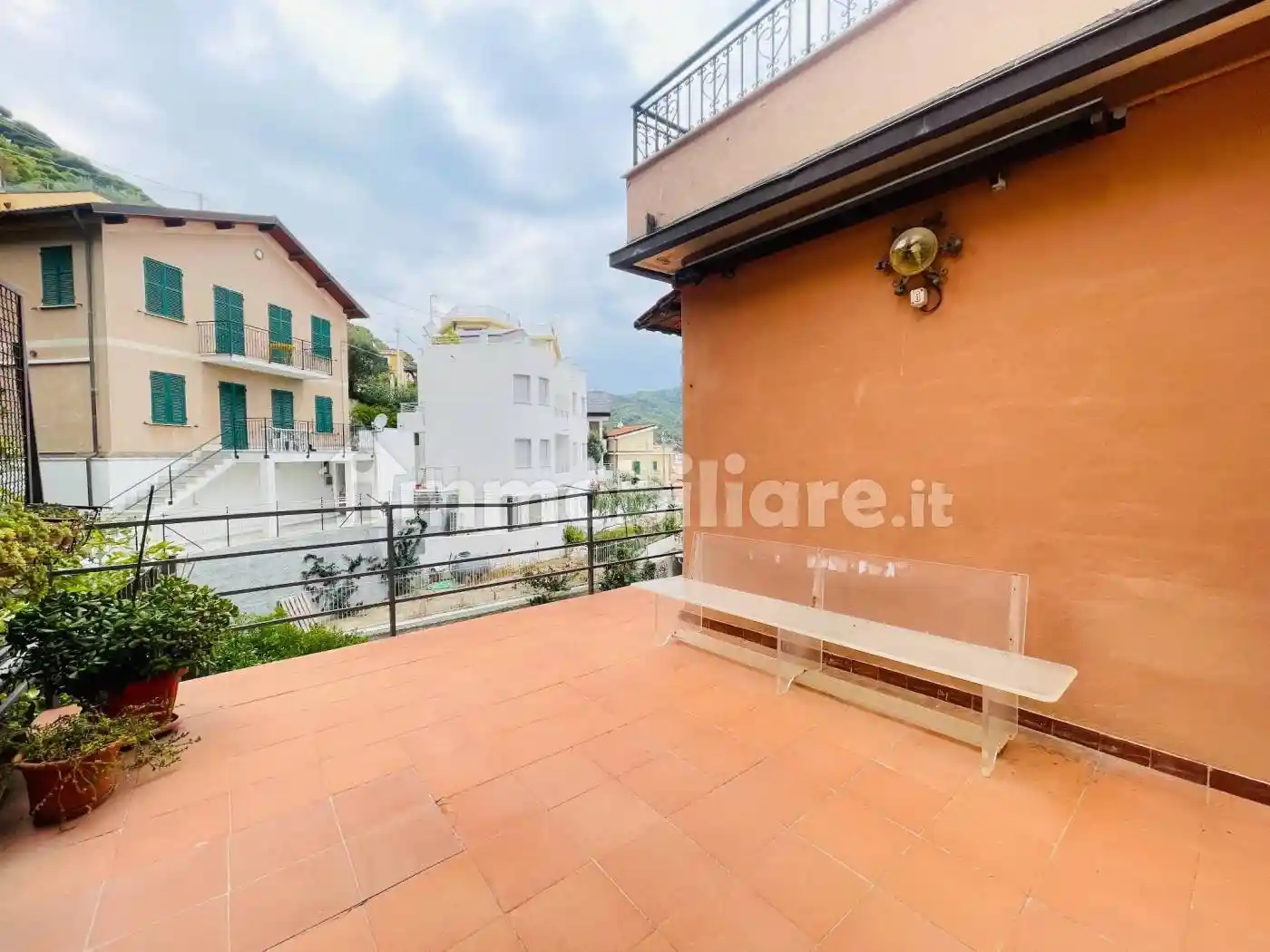 Appartamento in vendita a Laigueglia