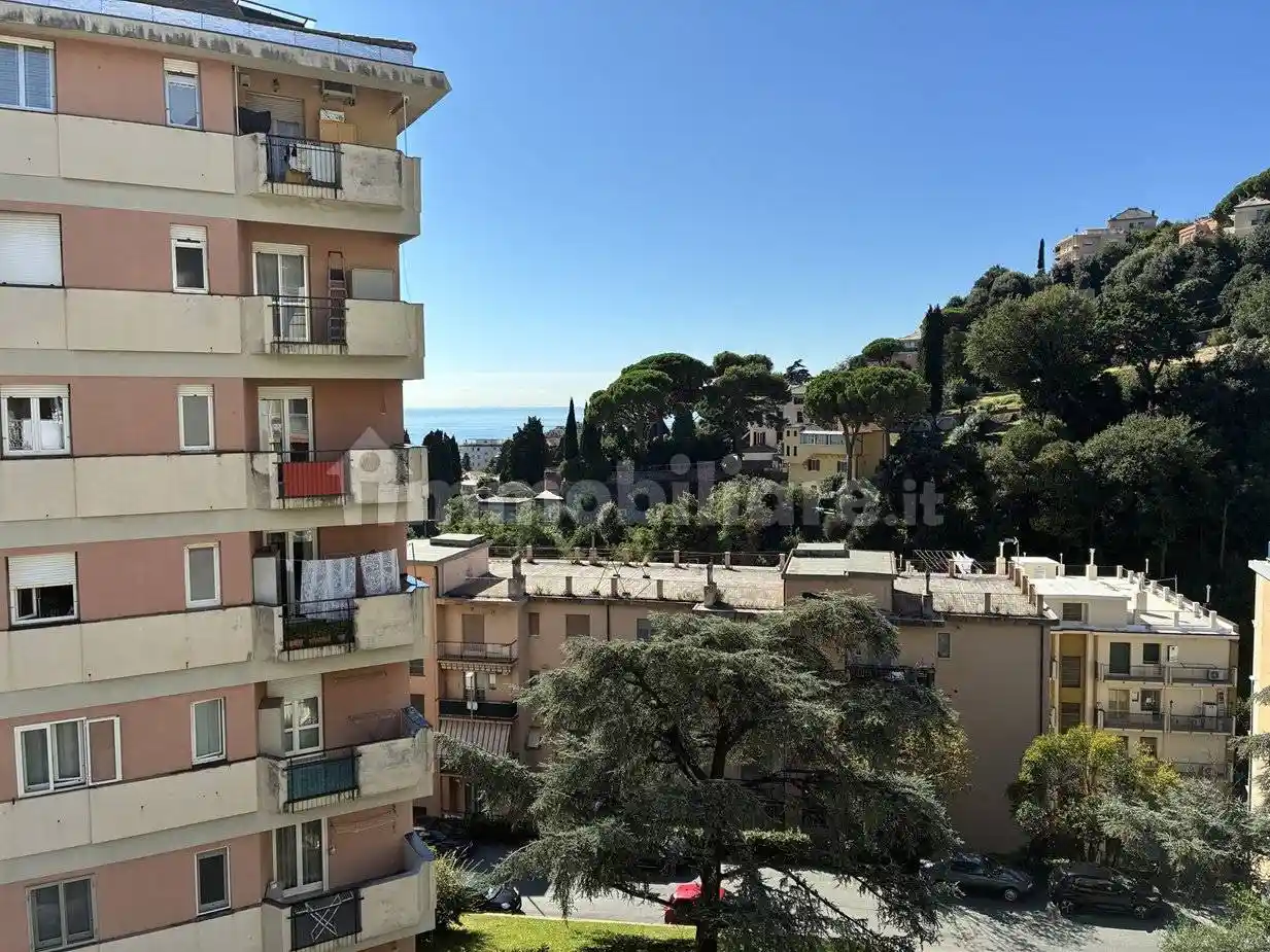 Appartamento in vendita a Genova