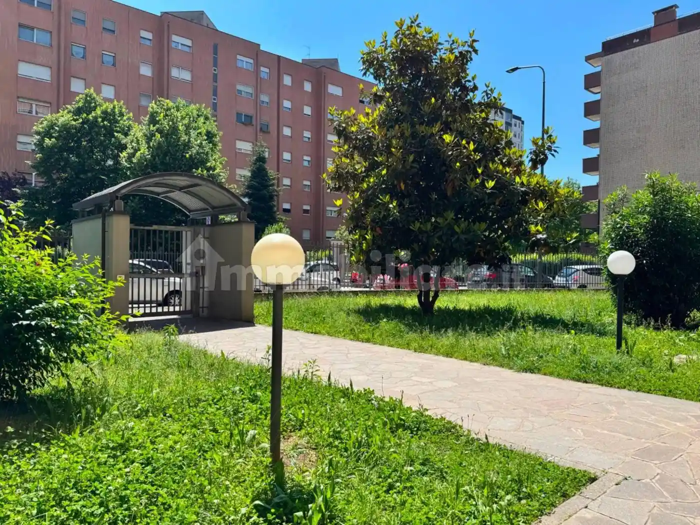 Trilocale via Alex Visconti 6, Gallaratese, Milano - foto 2